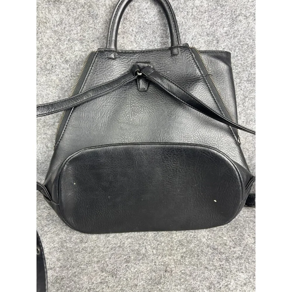 Matt & Nat Backpack Womens Black Faux Leather Large Vegan Zip Convertible‎ Bag